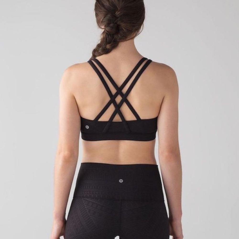 Lululemon sports bra